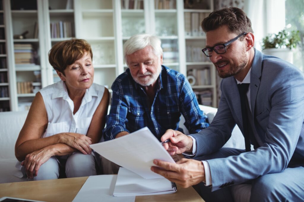 Financial planning for retirement with a financial advisor.
